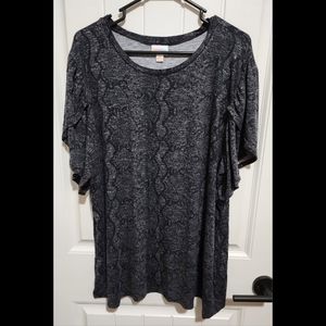 Lularoe Olive top tulip split sleeve black gray snake print 3X 3XL womens shirt